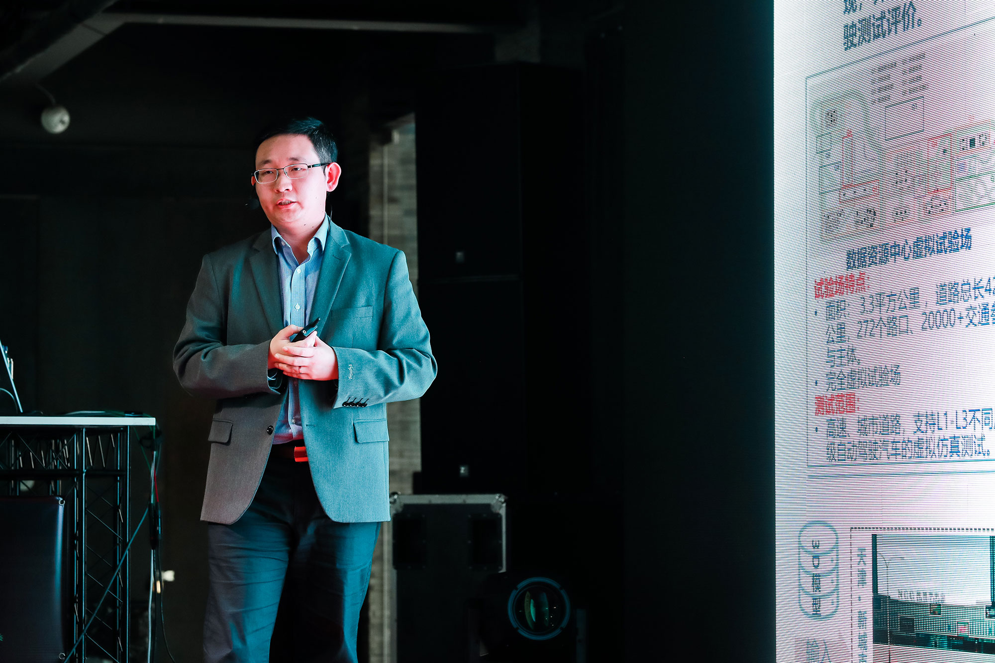 This year's keynote speech on “Intelligent Networked Vehicle Driving Scenarios Simulation and Application” was delivered by Hepeng Bao, Director Intelligent Networking Data Department, China Automotive Technology and Research Center Co., Ltd. Automotive Data Center. 