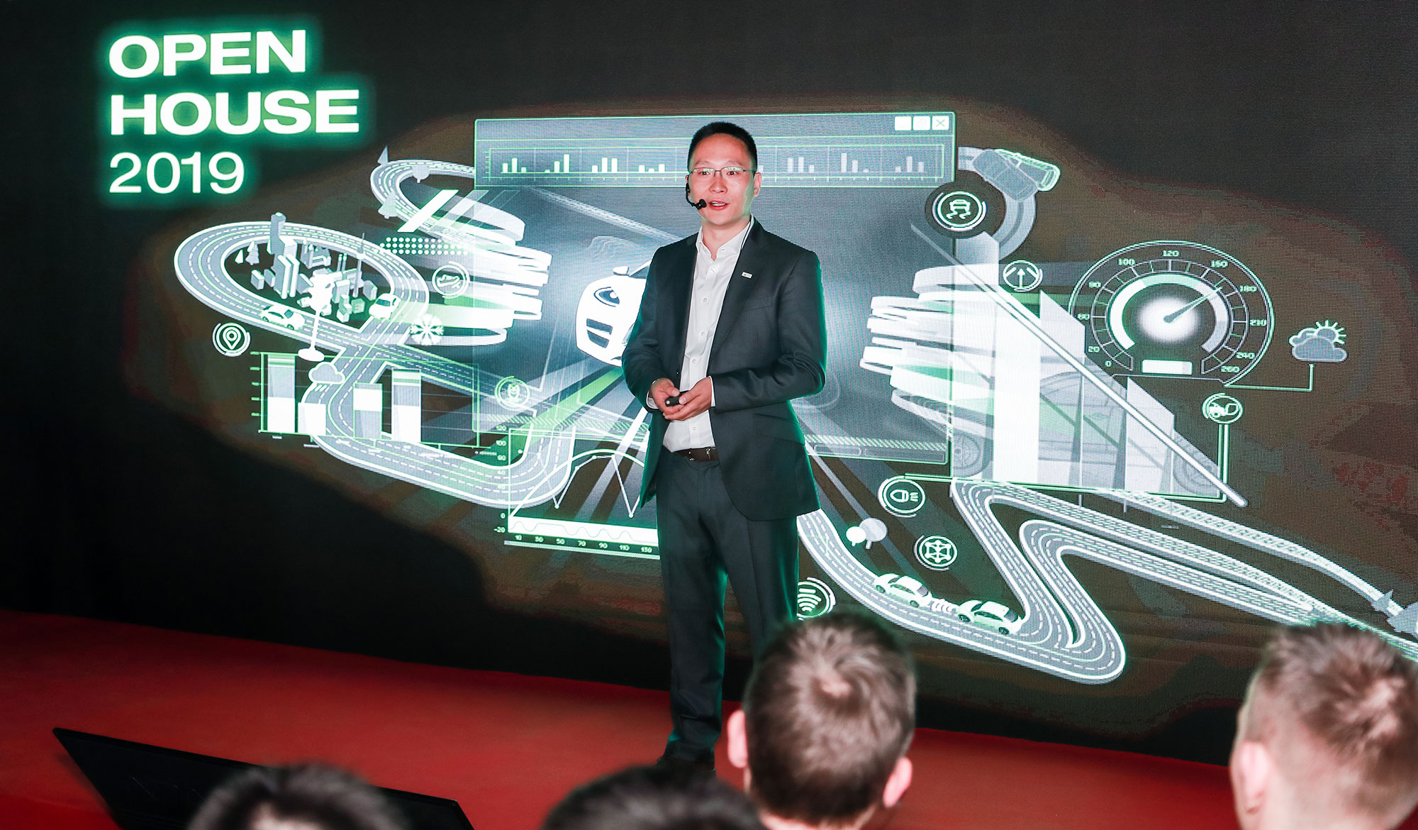 Xiao Huang, Managing Director IPG Automotive (Shanghai), Ltd., opened this year's event.